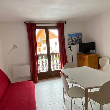 2 Pieces 4 Pers 3* Avec Balcon Expose Sud-est Au Coeur De Valloire, Proche Telecabine - Fr-1-263-422 * Valloire