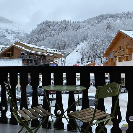 2 Pieces 4 Pers 3* Avec Balcon Expose Sud-est Au Coeur De Valloire, Proche Telecabine - Fr-1-263-422